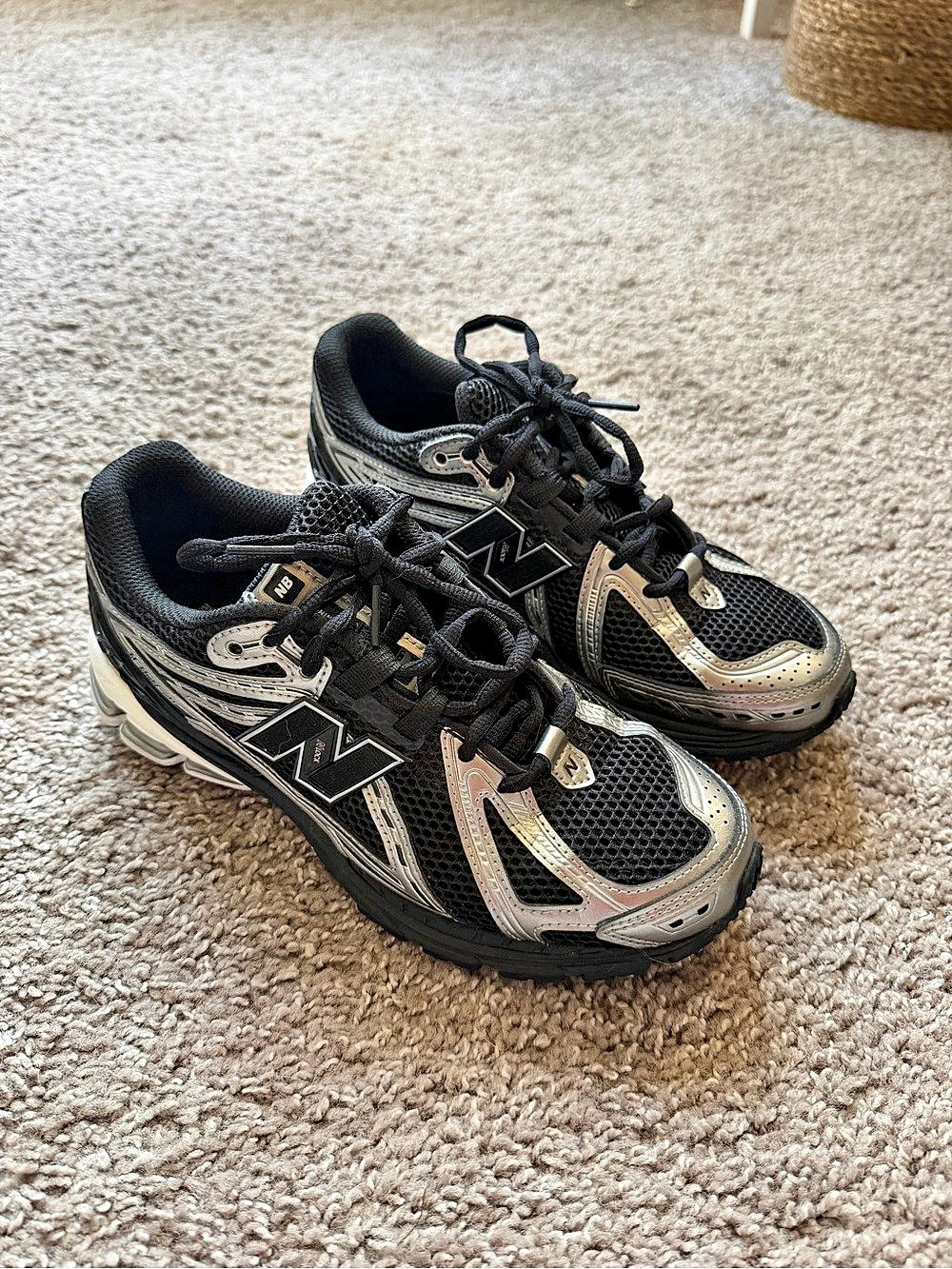 New Balance 1906R Sneakers